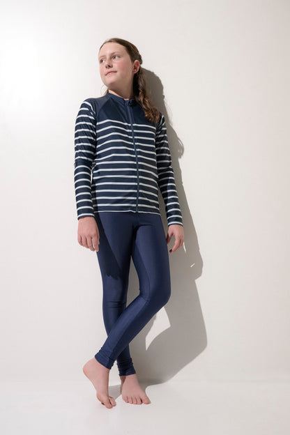 Legging de bain anti-UV navy pour fille, tissu léger UPF50+, idéal pour la plage et les jeux aquatiques.