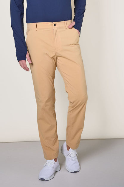 Pantalon anti-UV homme couleur Café Glacé, léger et confortable, offrant protection solaire UPF50+ pour activités en plein air.