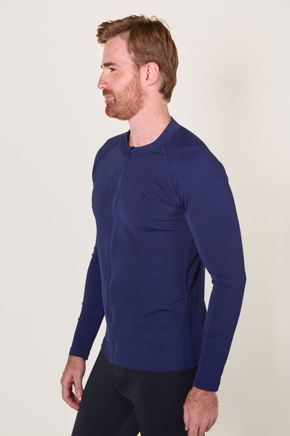 Veste de bain anti-UV bleue pour homme, manches longues, certifiée UPF50+, idéale pour les activités aquatiques.