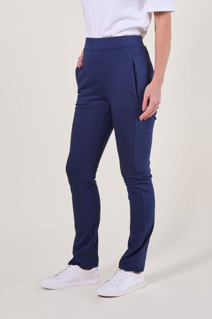 Pantalon anti-UV bleu Océan pour femme, léger et élégant, offrant une protection solaire UPF 50+.